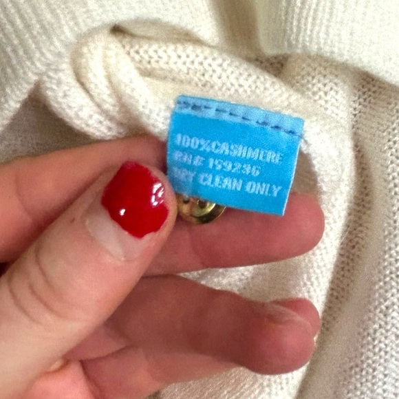 J.Mclaughlin Womens Jamey 100% Cashmere Sweater Ivory Crewneck Size Medium NWT - Picture 11 of 11